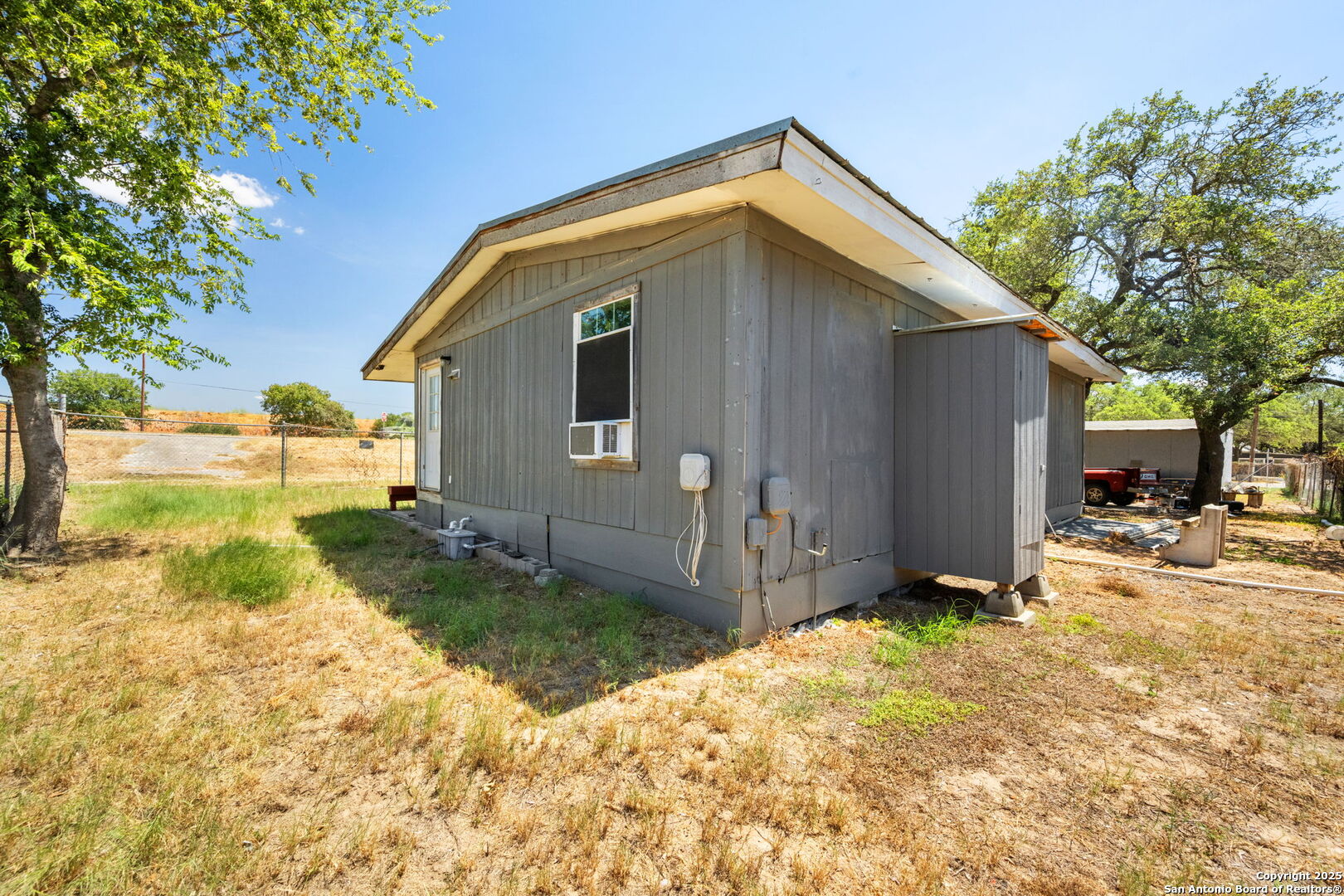16761 State Highway 16 Poteet TX 78065