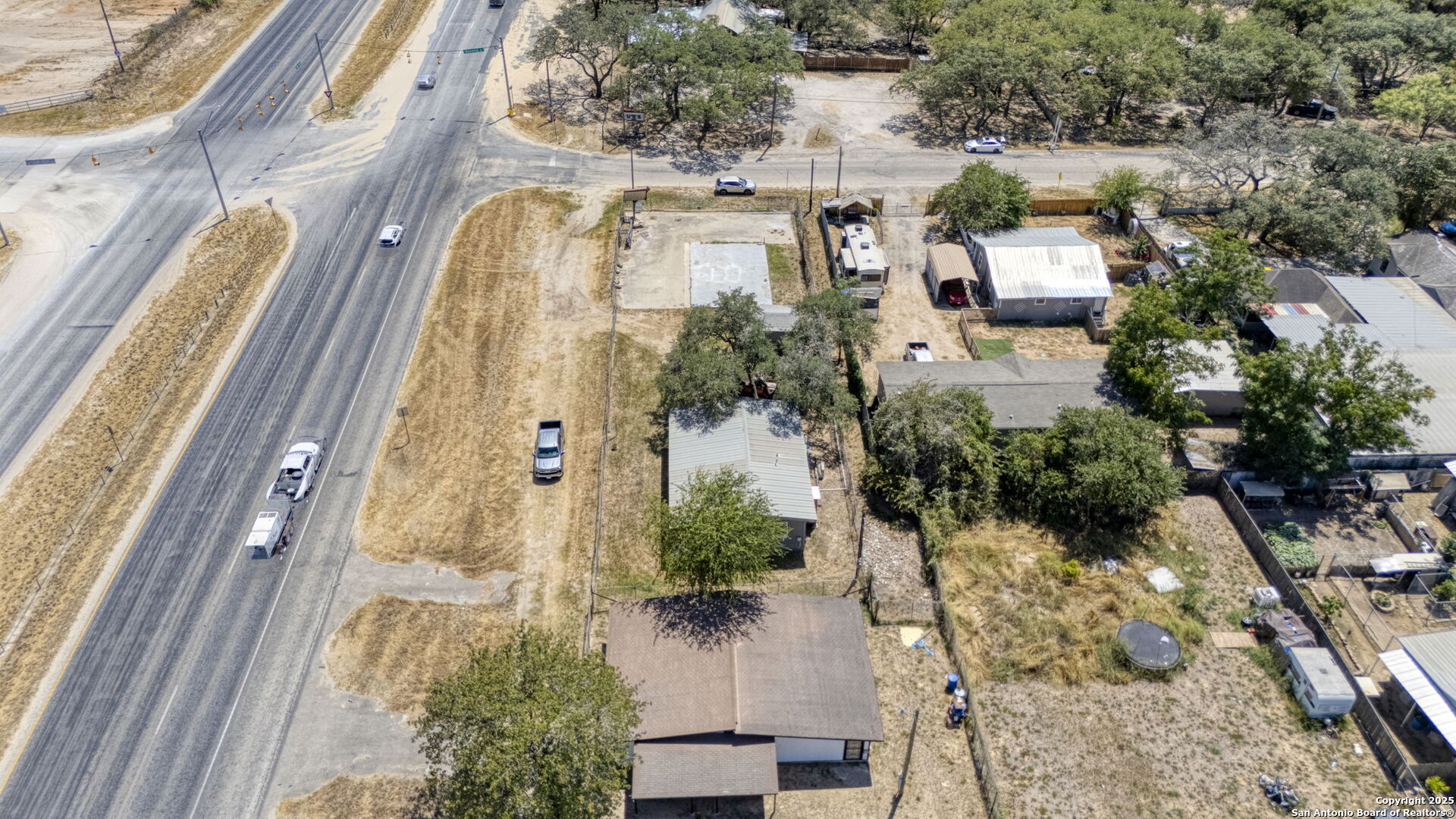 16761 State Highway 16 Poteet TX 78065