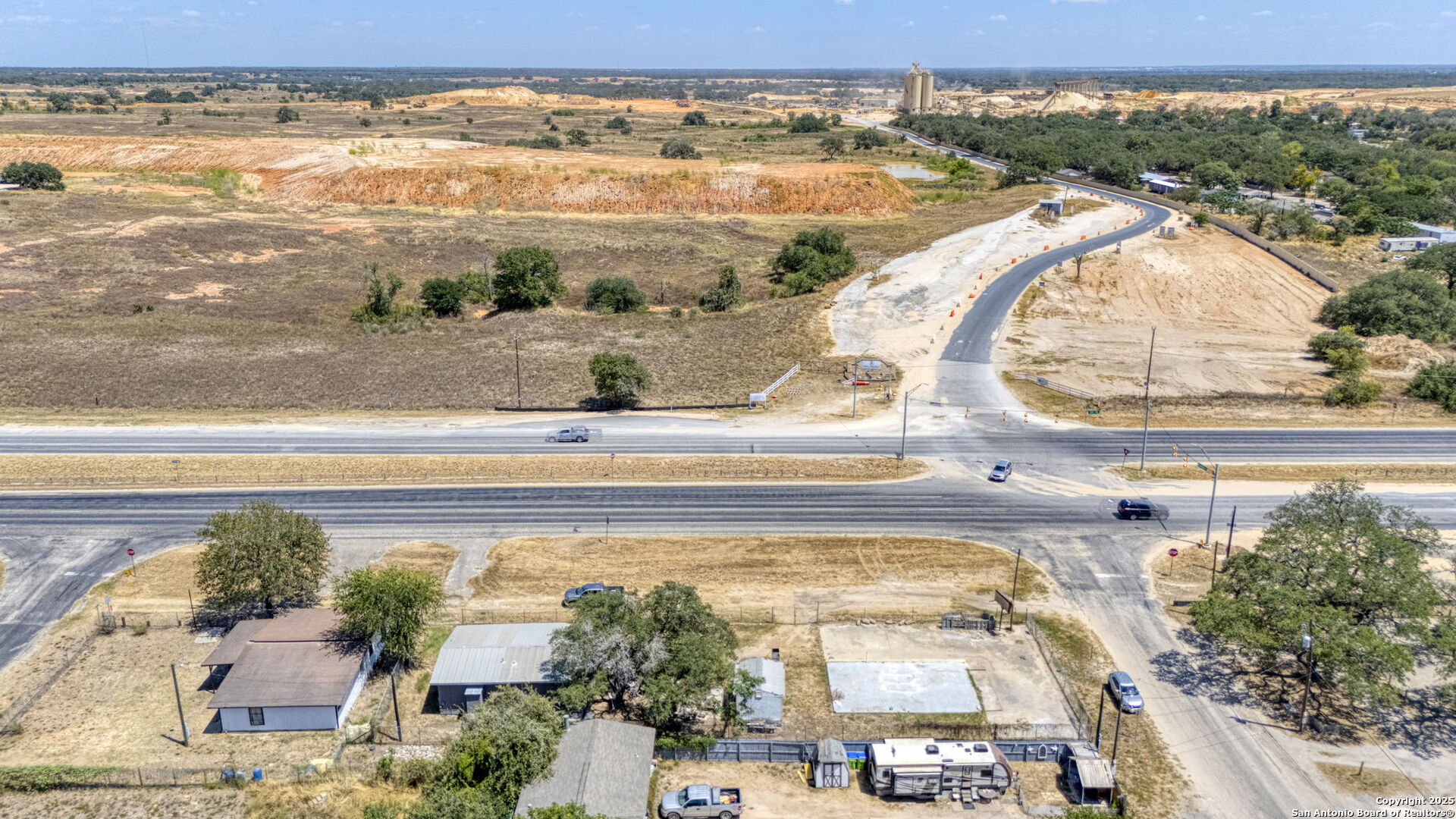 16761 State Highway 16 Poteet TX 78065