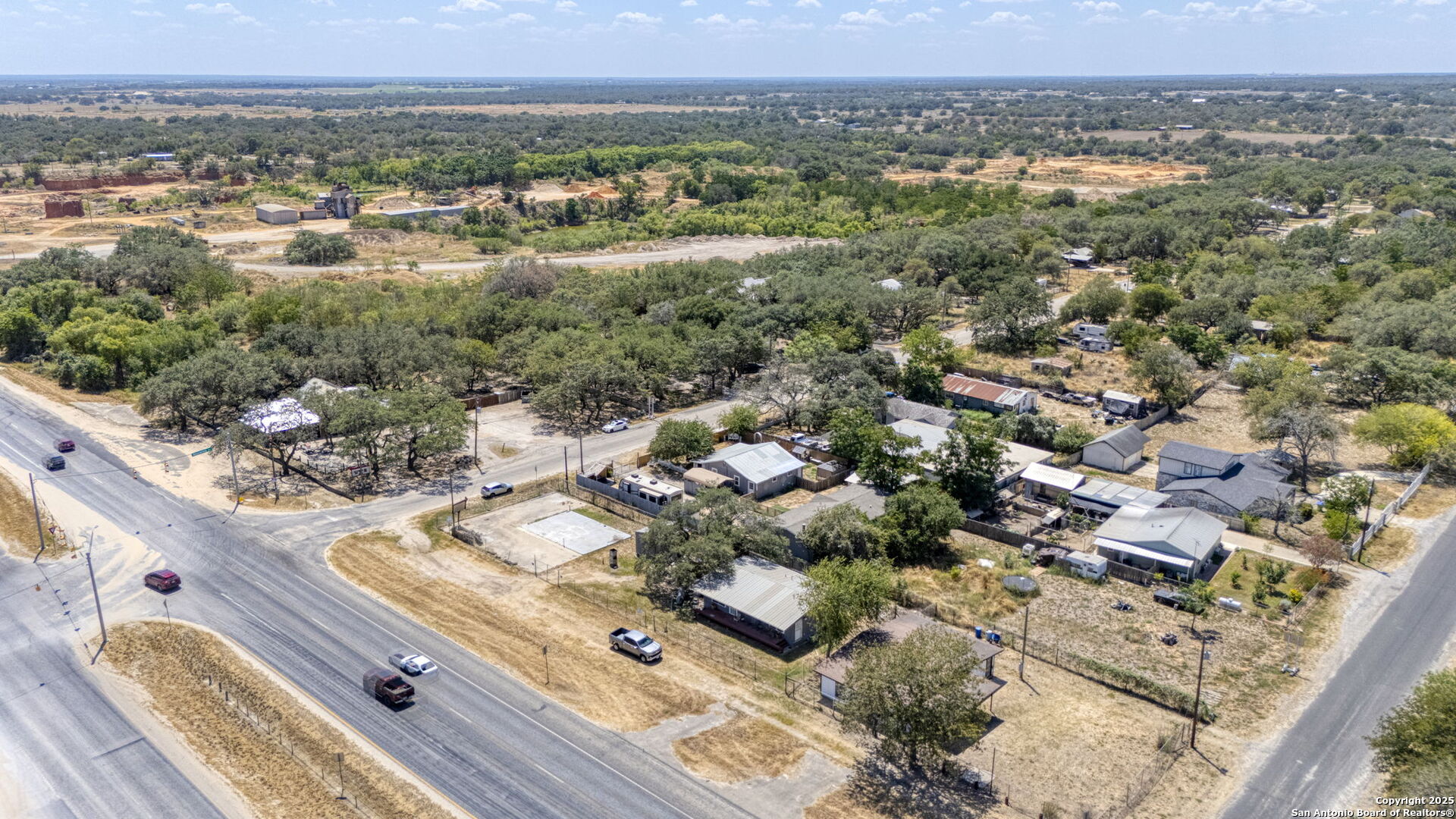 16761 State Highway 16 Poteet TX 78065