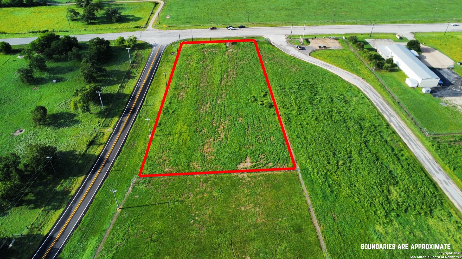 1456 E East Cemetery Road Hallettsville TX 77964