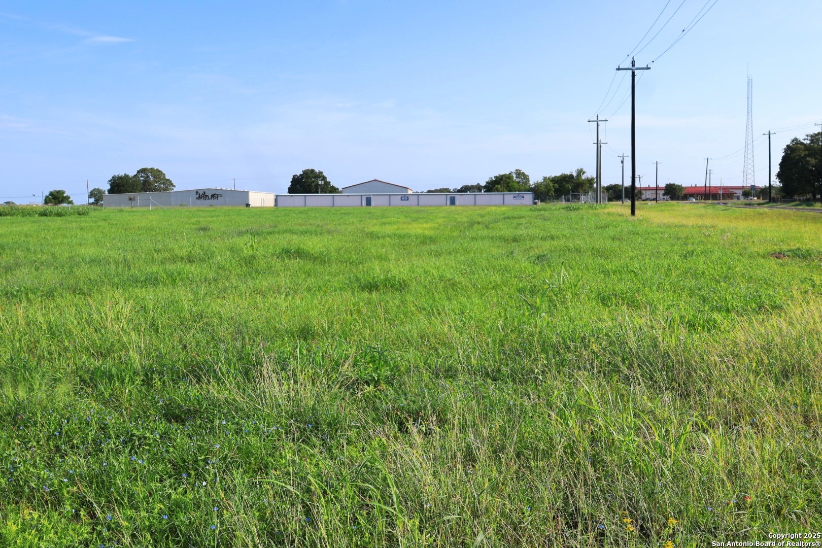 1456 E East Cemetery Road Hallettsville TX 77964