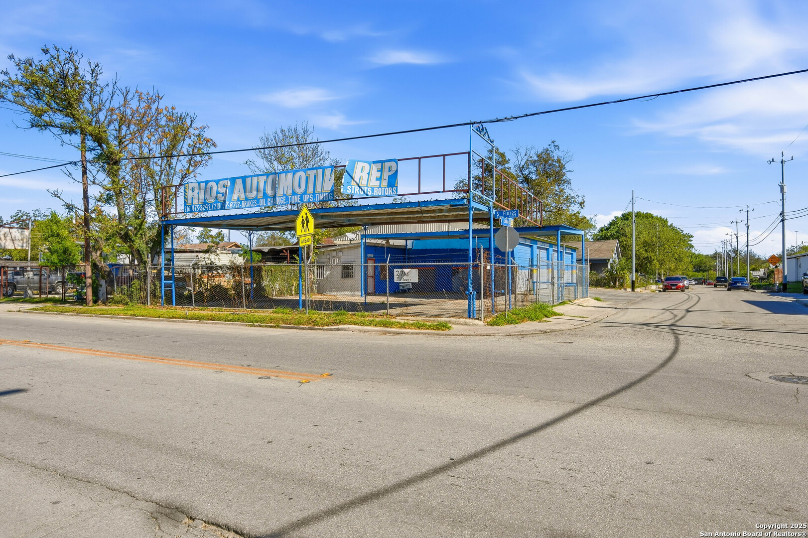 2718 S Flores San Antonio TX 78204