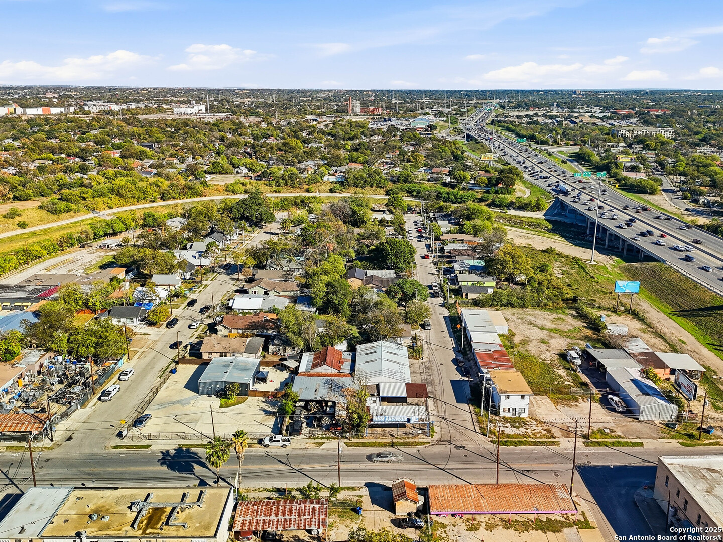 2718 S Flores San Antonio TX 78204