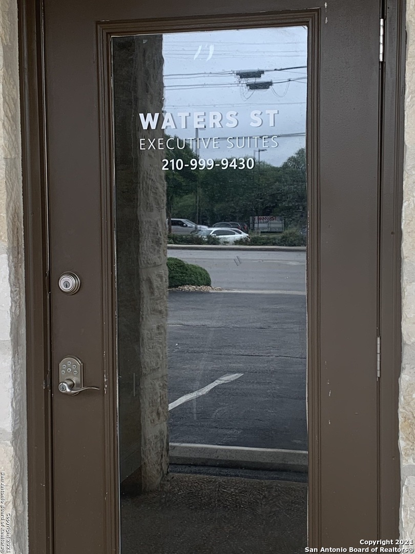 128 W Bandera Road Boerne TX 78006