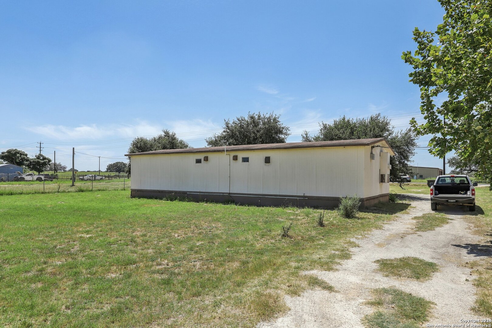 3275 Hardy San Antonio TX 78264