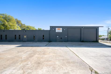 4714 S Zarzamora San Antonio TX 78211