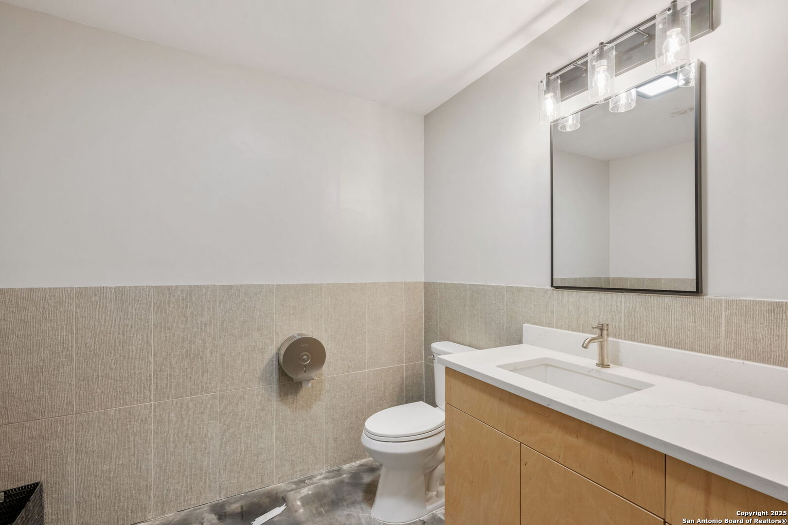 4714 S Zarzamora San Antonio TX 78211