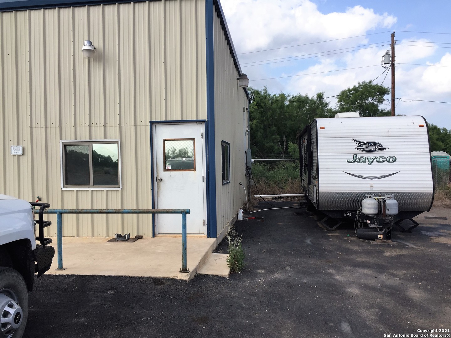 211 Fm 1581 Pearsall TX 78061