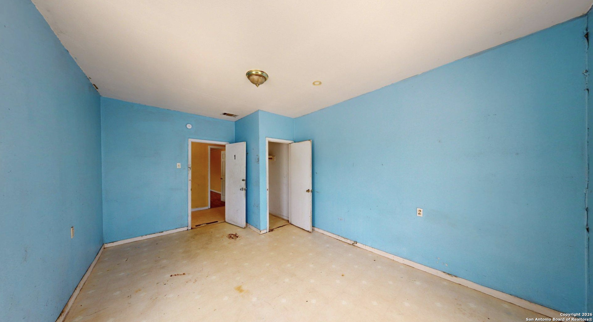 1407 S Gevers San Antonio TX 78210