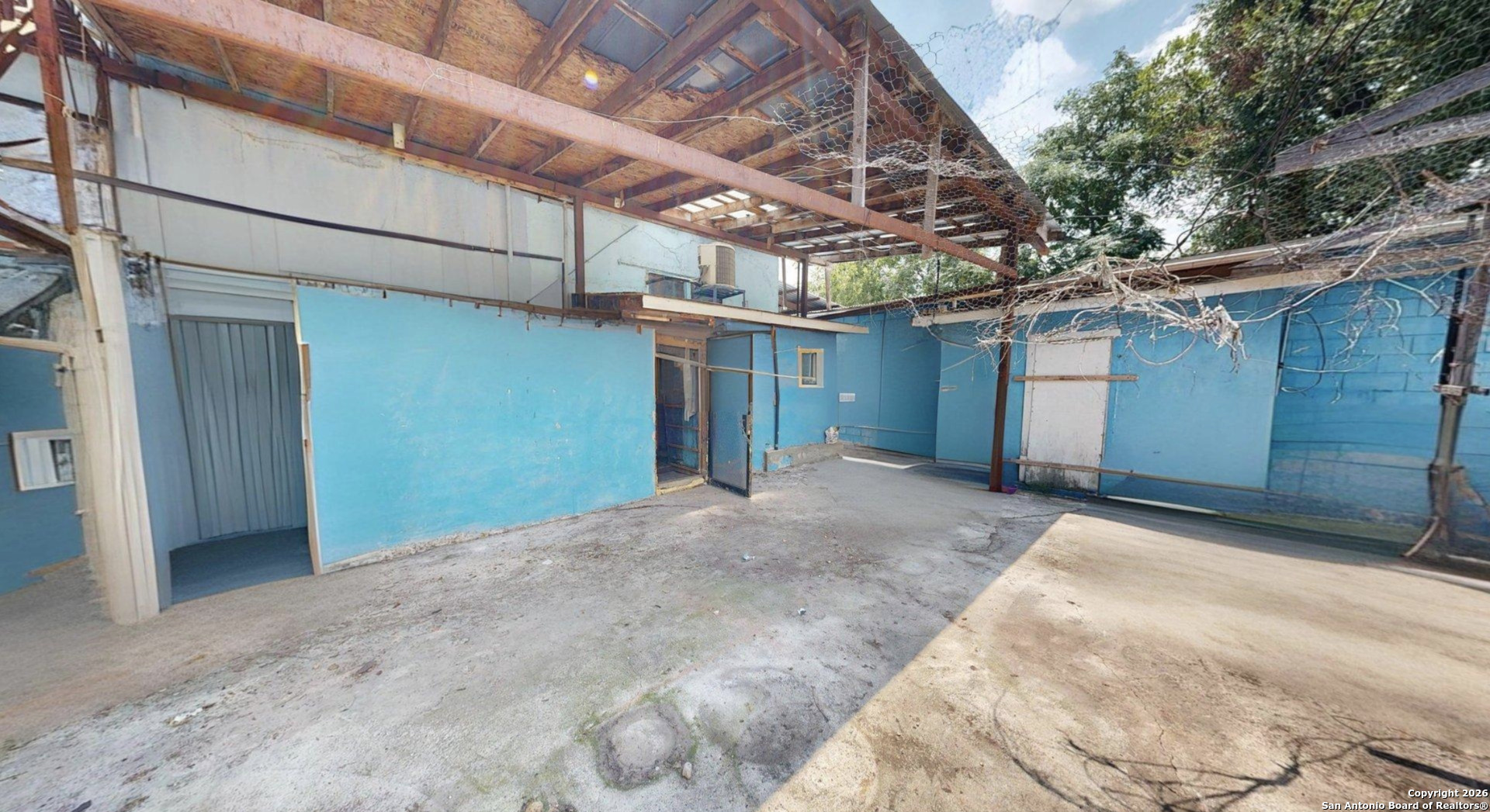 1407 S Gevers San Antonio TX 78210