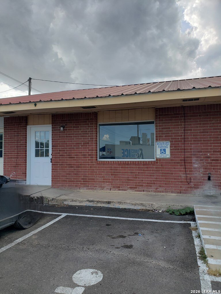 2847 El Indio Highway Eagle Pass TX 78852