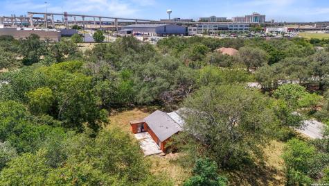 8020 Old Austin Selma TX 78154