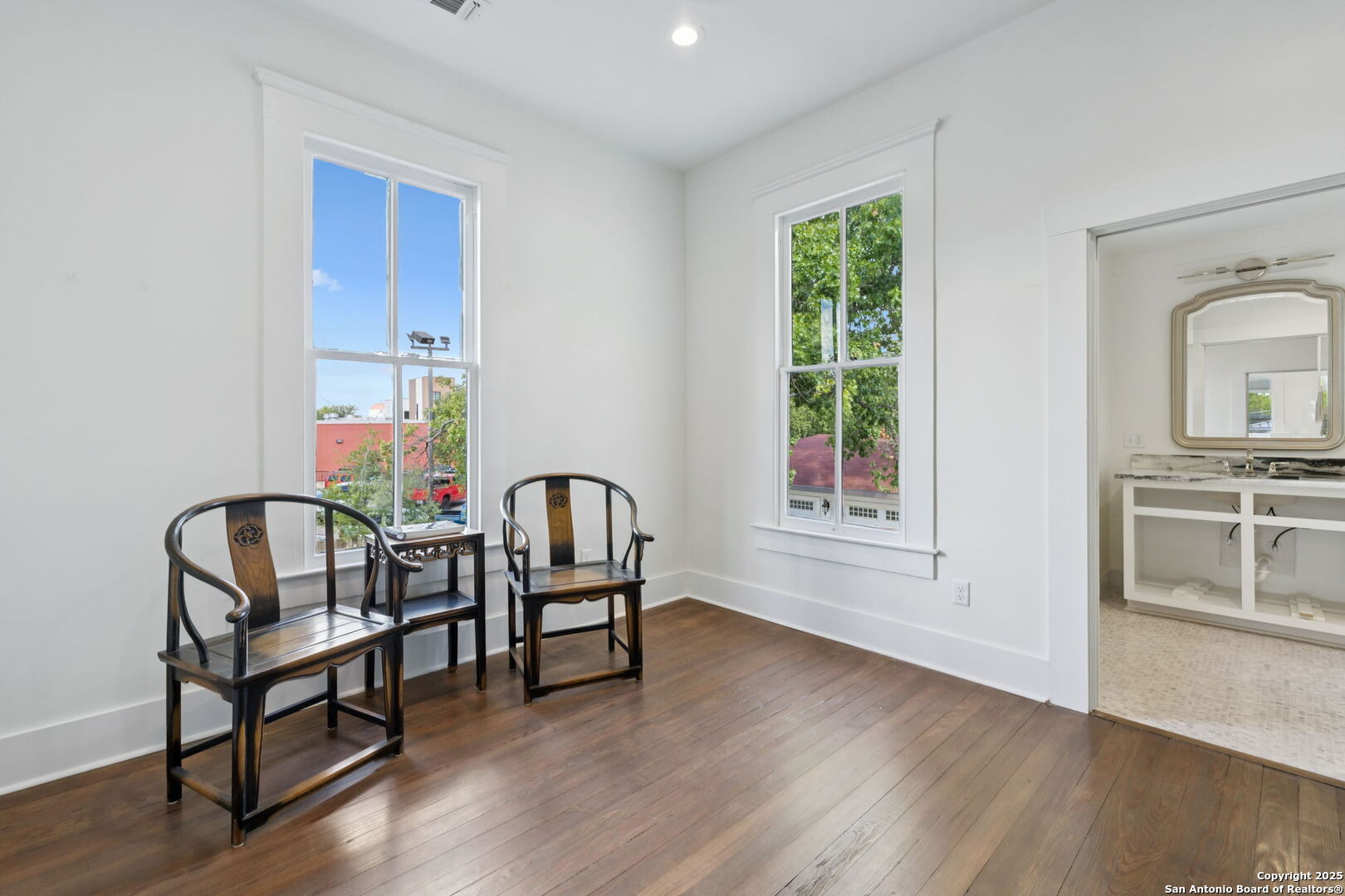 321 Dewey San Antonio TX 78212