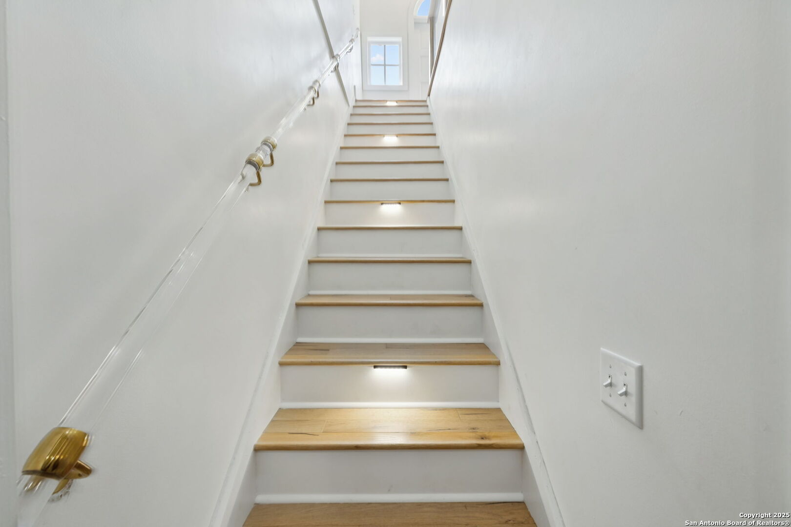 321 Dewey San Antonio TX 78212