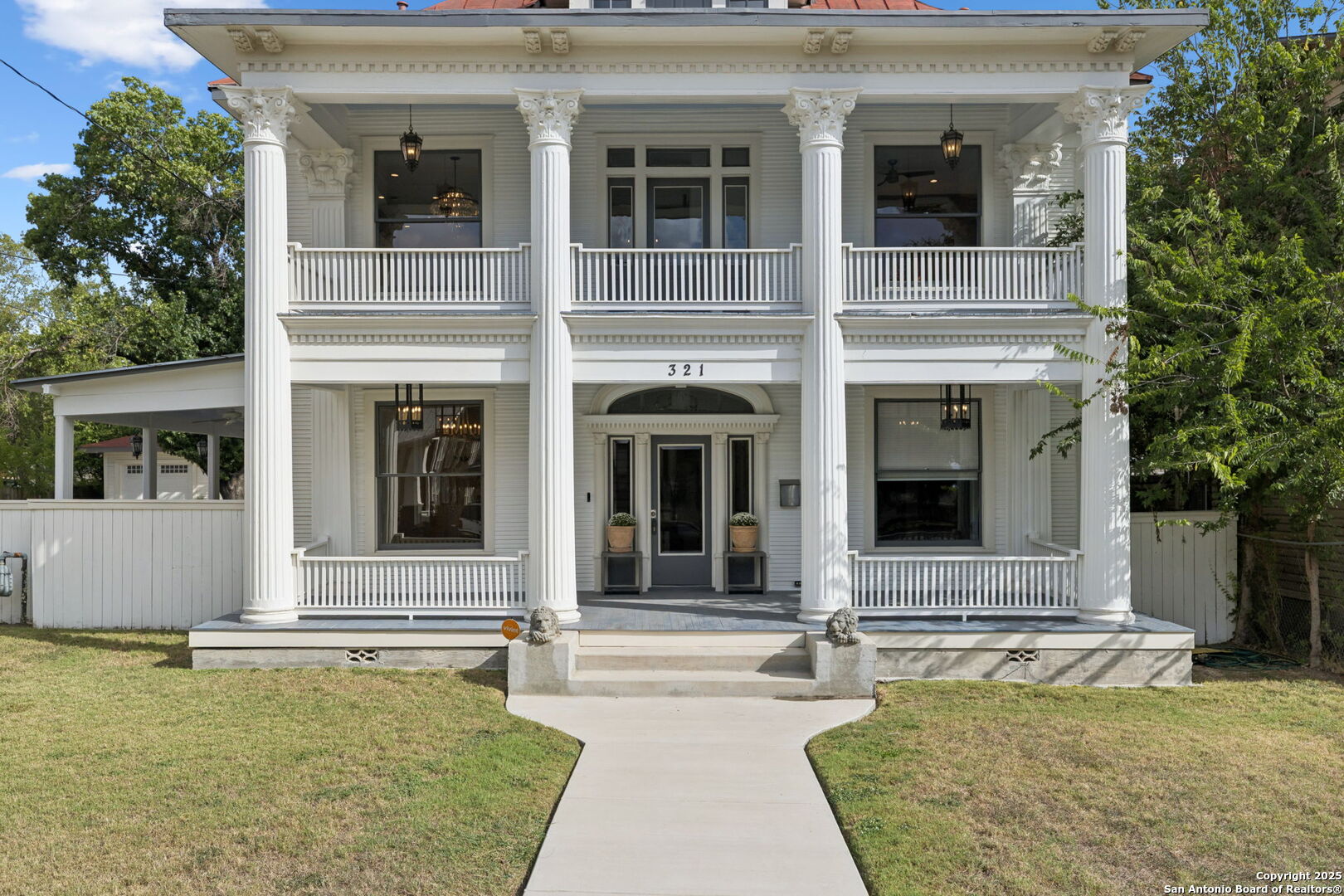 321 Dewey San Antonio TX 78212