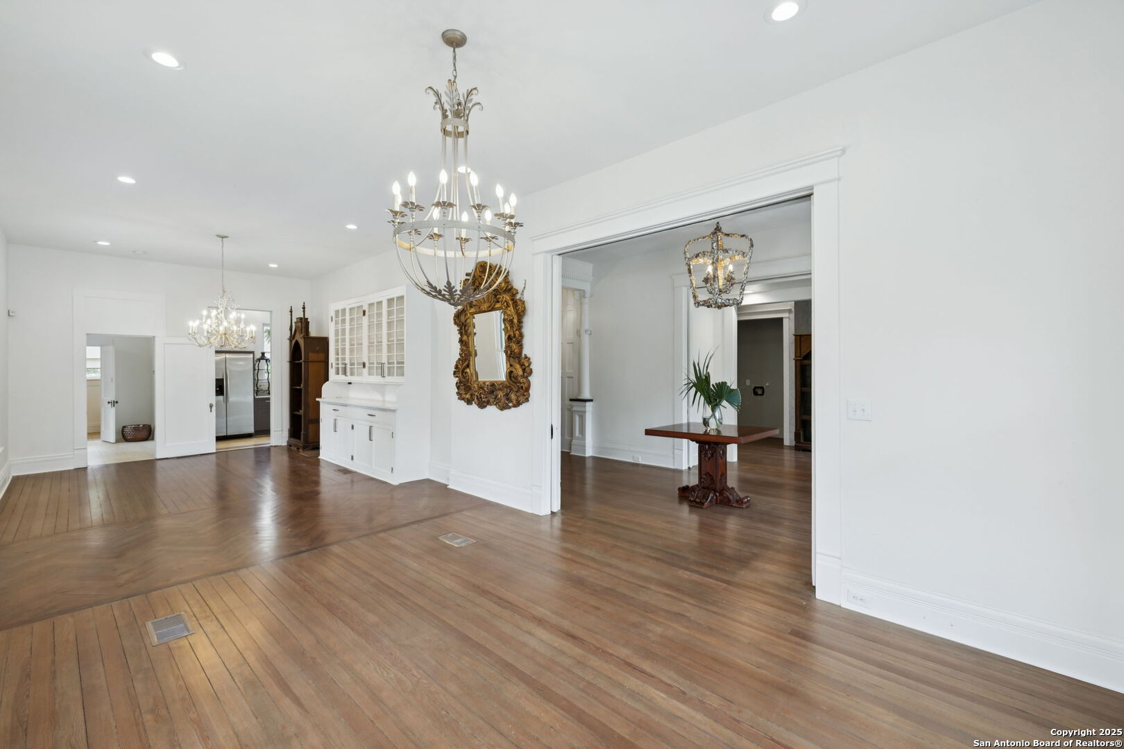 321 Dewey San Antonio TX 78212