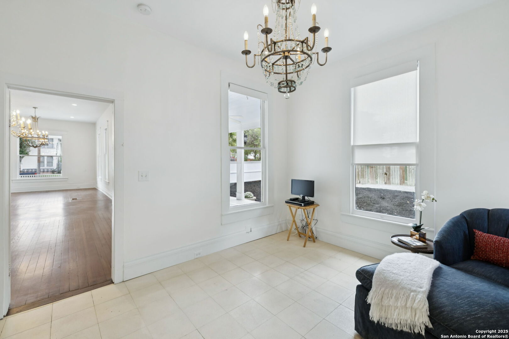 321 Dewey San Antonio TX 78212