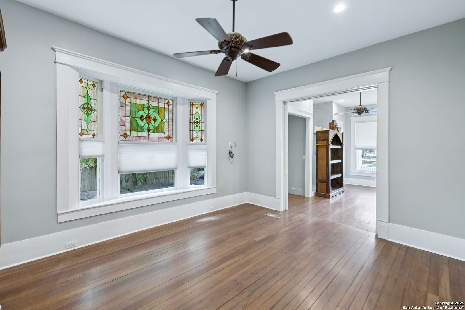 321 Dewey San Antonio TX 78212