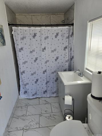 12475 Ih 35 Moore TX 78057