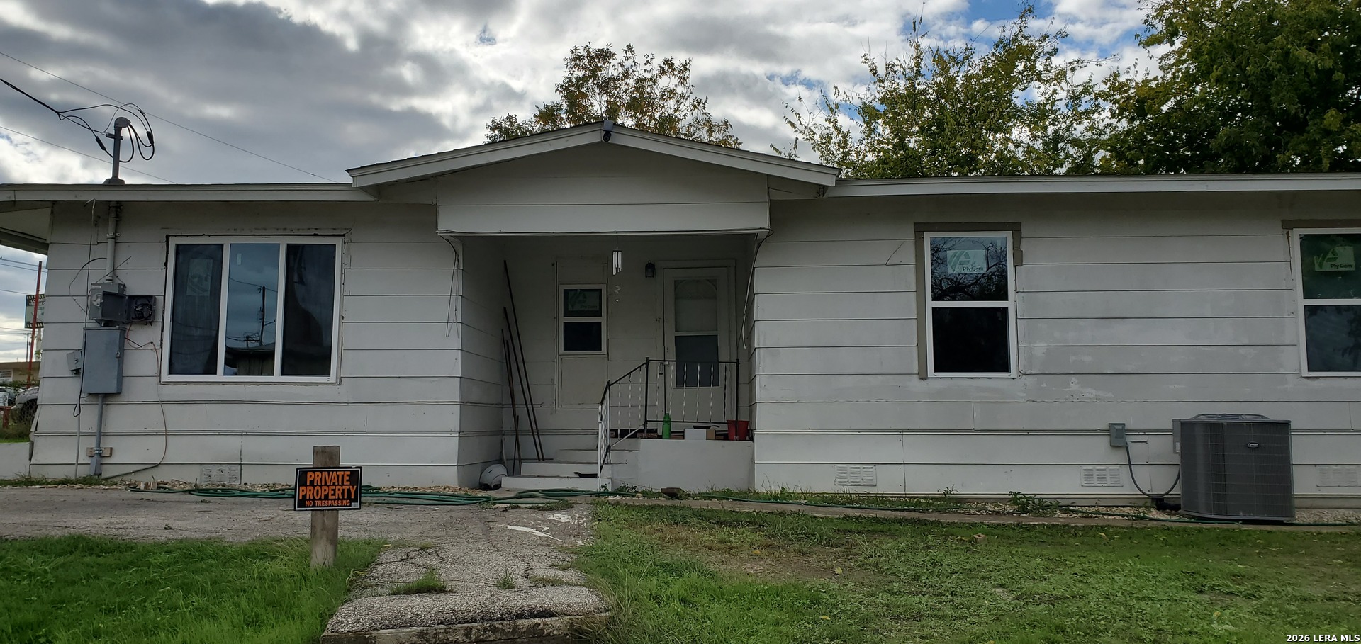 1806 Business 35 South New Braunfels TX 78130