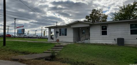 1806 Business 35 South New Braunfels TX 78130