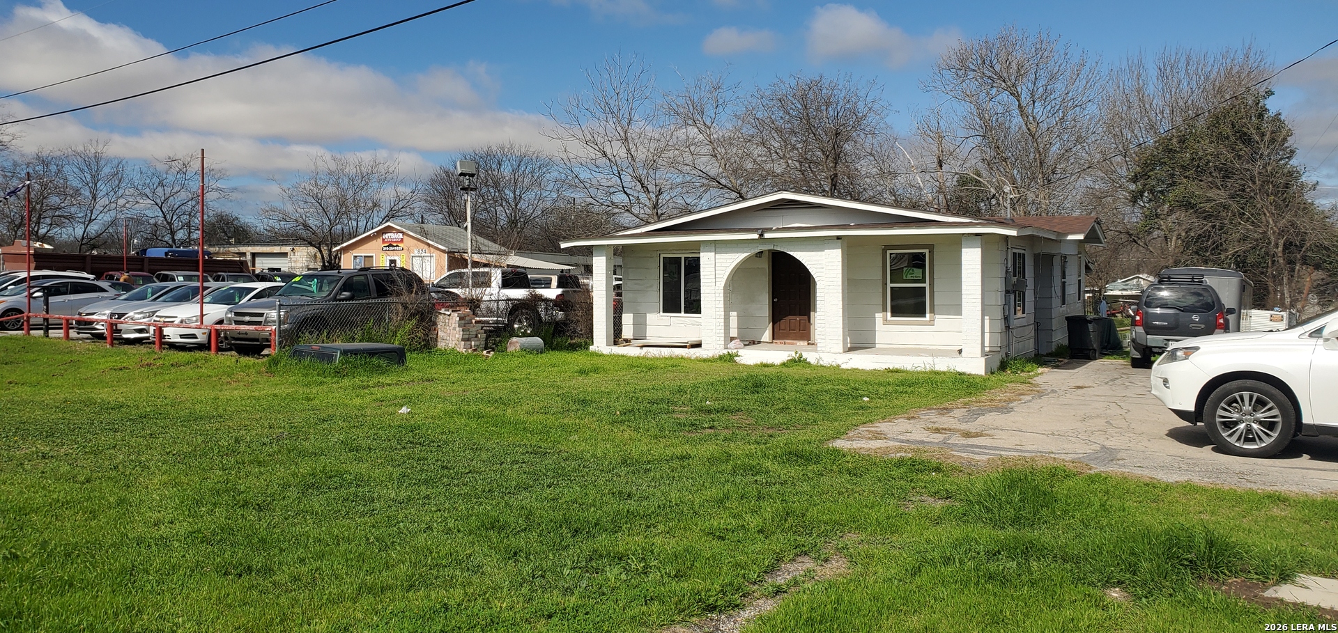 1806 Business 35 South New Braunfels TX 78130