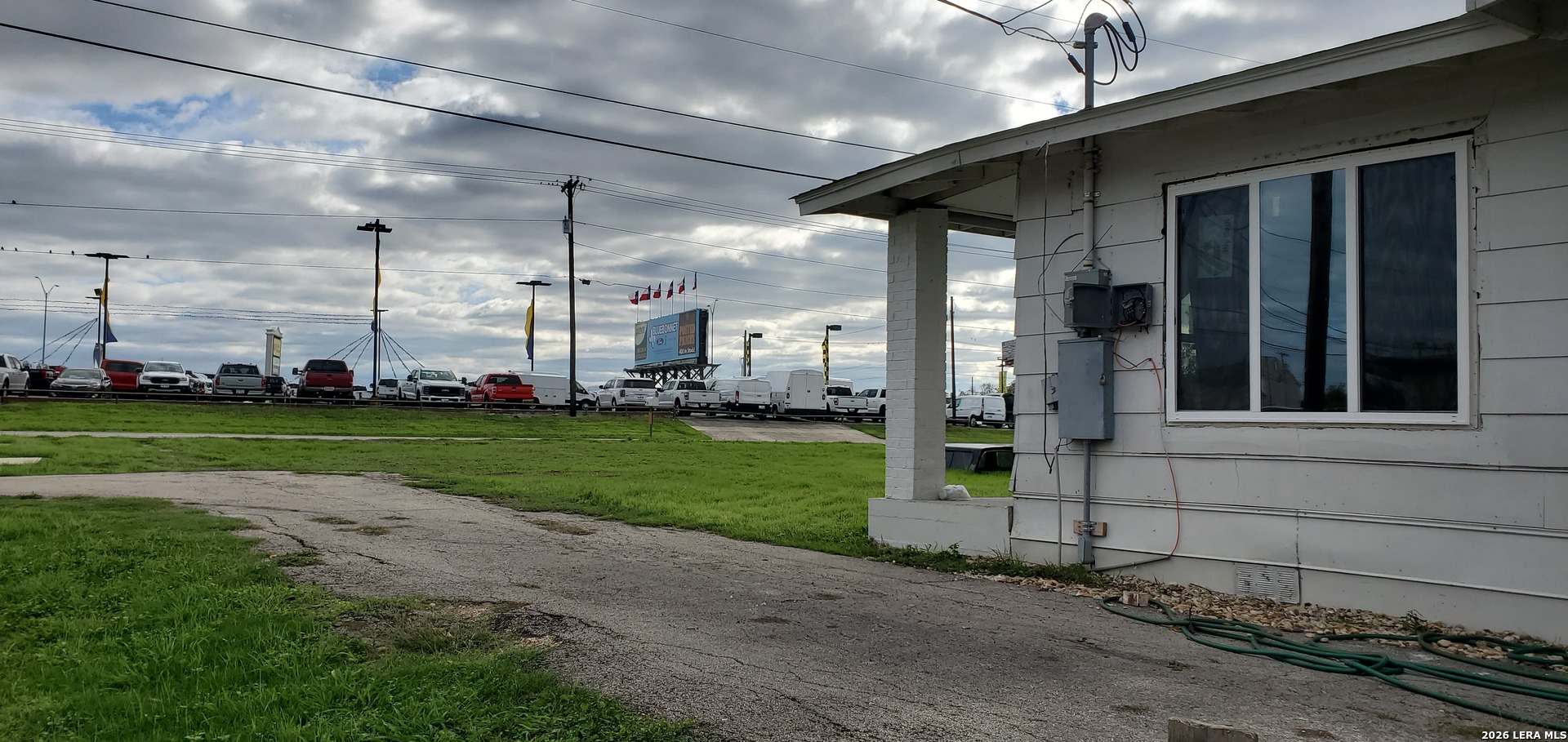 1806 Business 35 South New Braunfels TX 78130