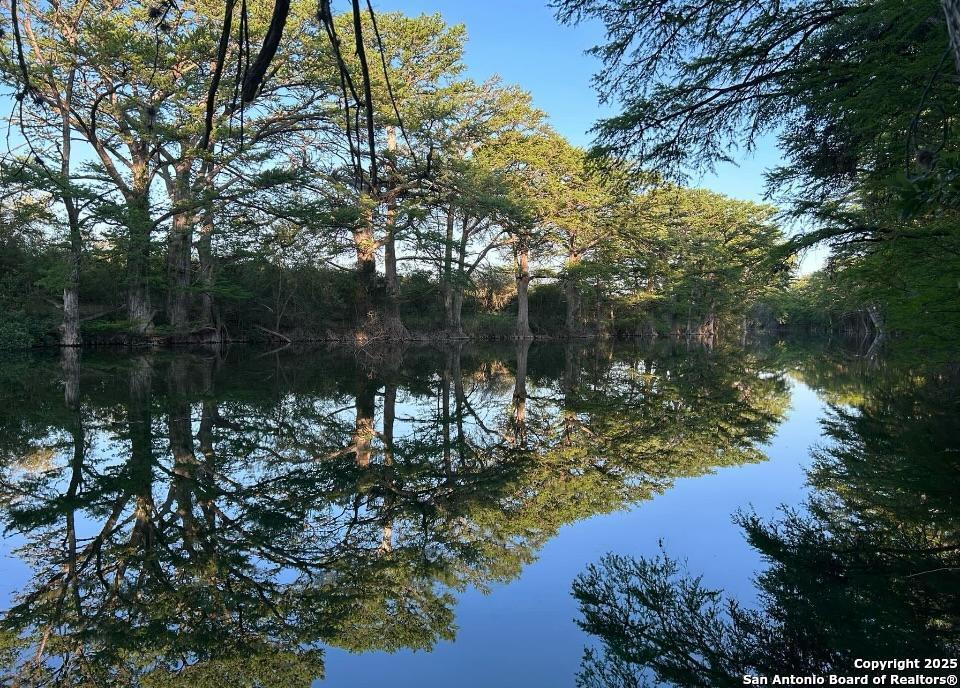 19967 Tx- 127 Sabinal TX 78881