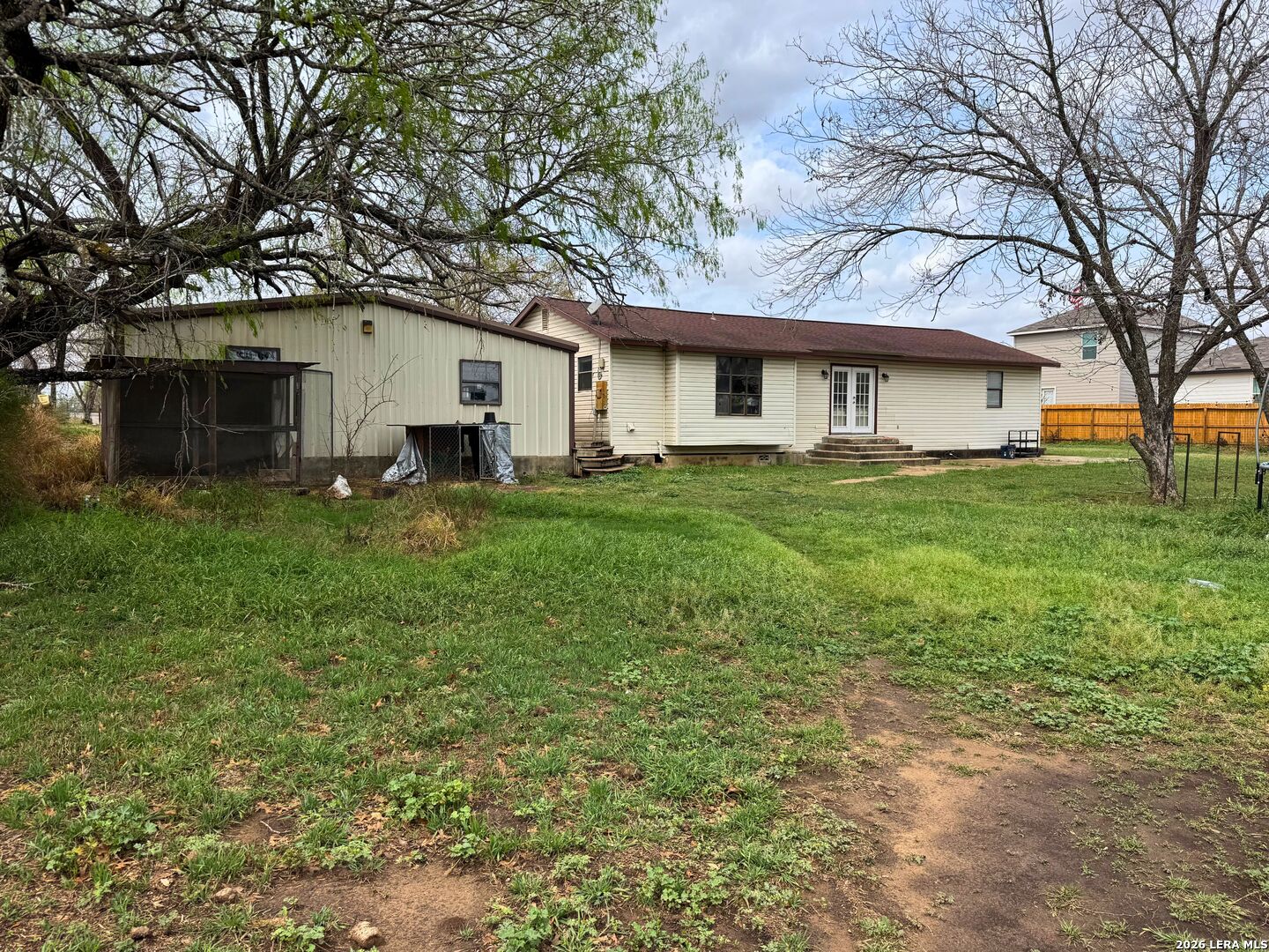 6? Ac Fm 1937 San Antonio TX 78221