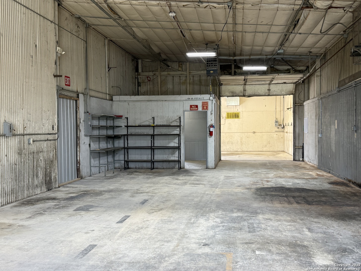 105 S Center Street Marion TX 78124