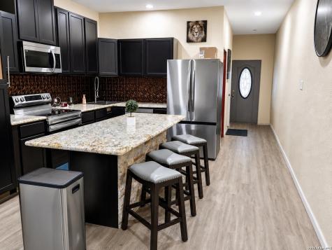 6240 Montgomery Drive Windcrest TX 78239