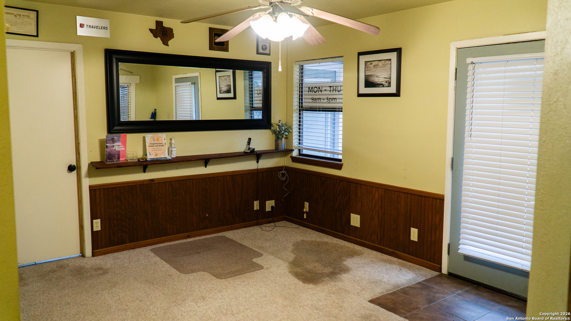 730 N Main Utopia TX 78884