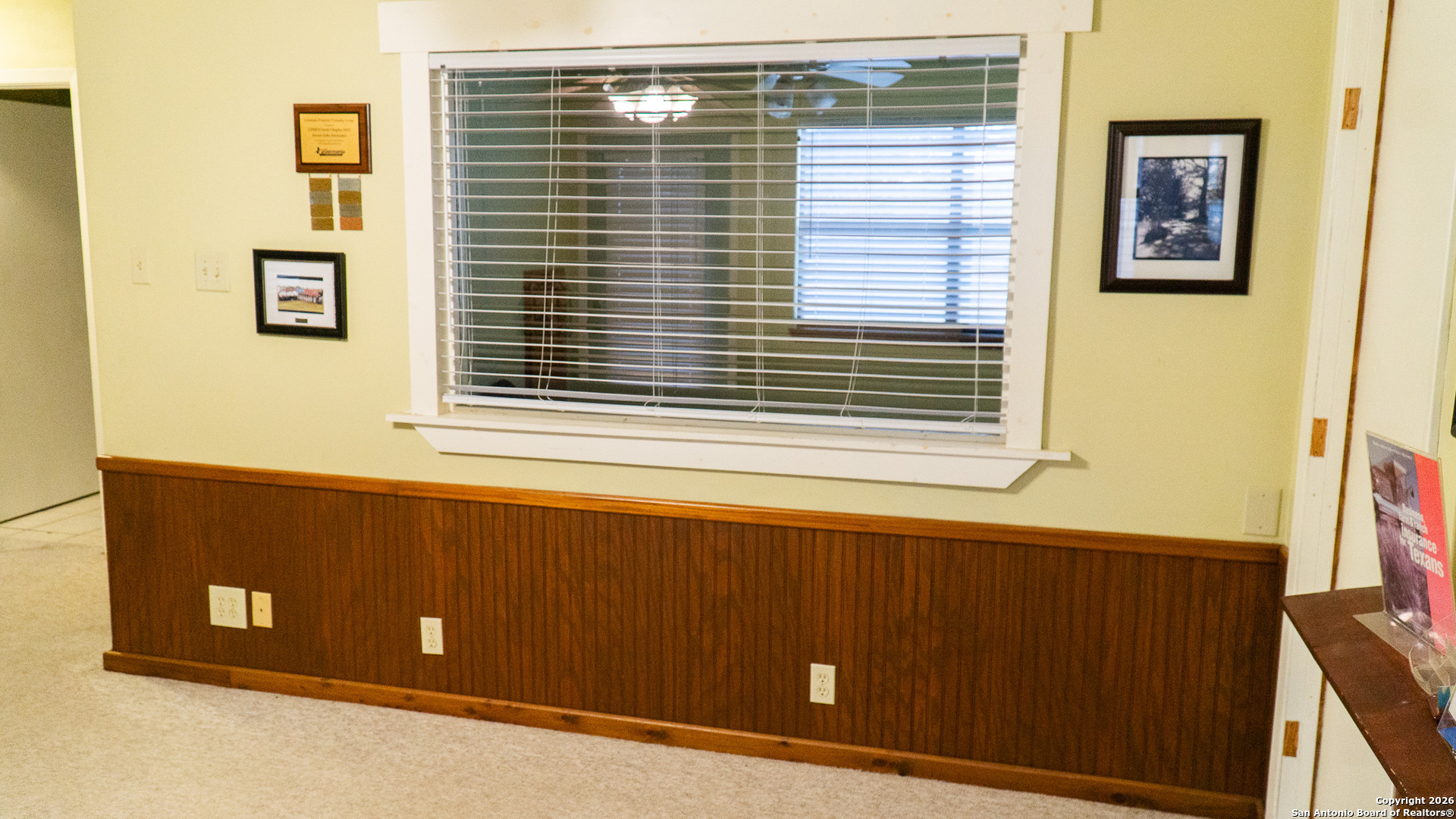 730 N Main Utopia TX 78884