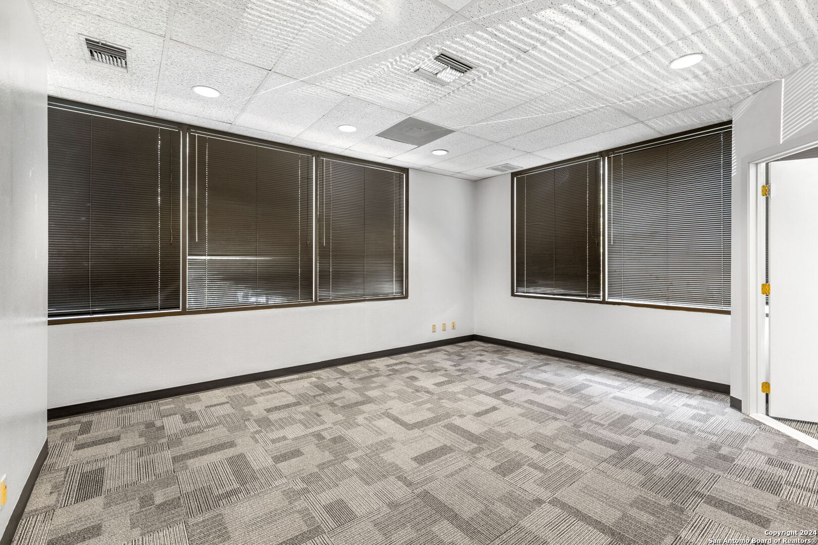 5545 Fredericksburg Road San Antonio TX 78229