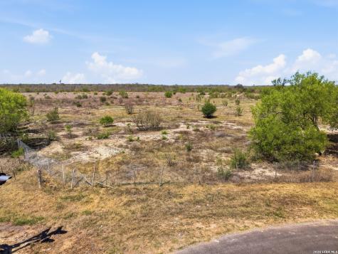 14215 Quintana Atascosa TX 78002