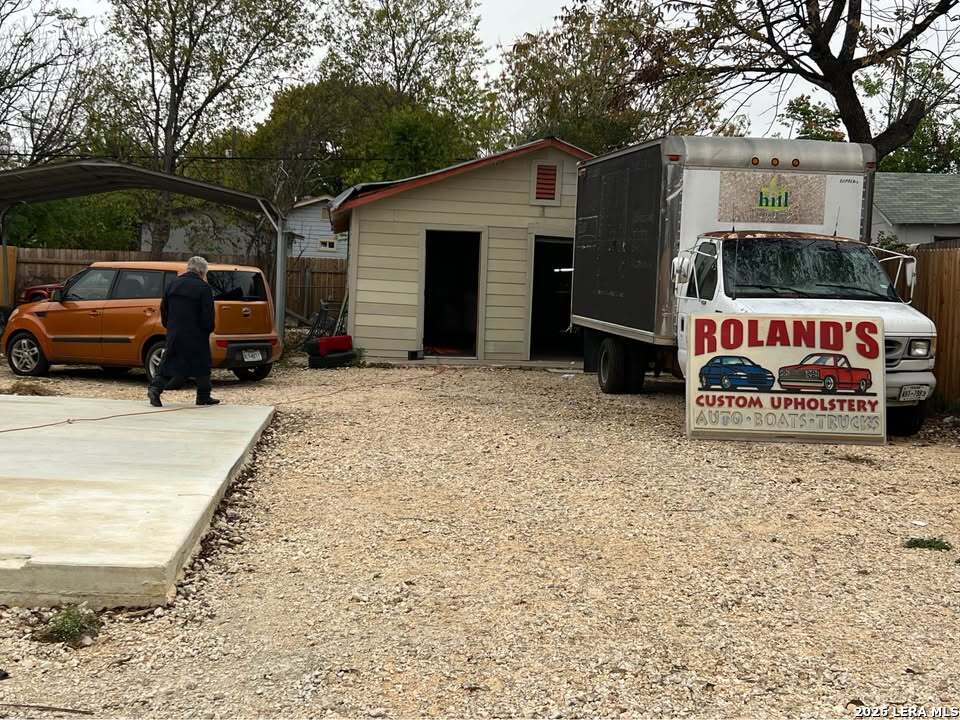 3419 Commerce San Antonio TX 78207
