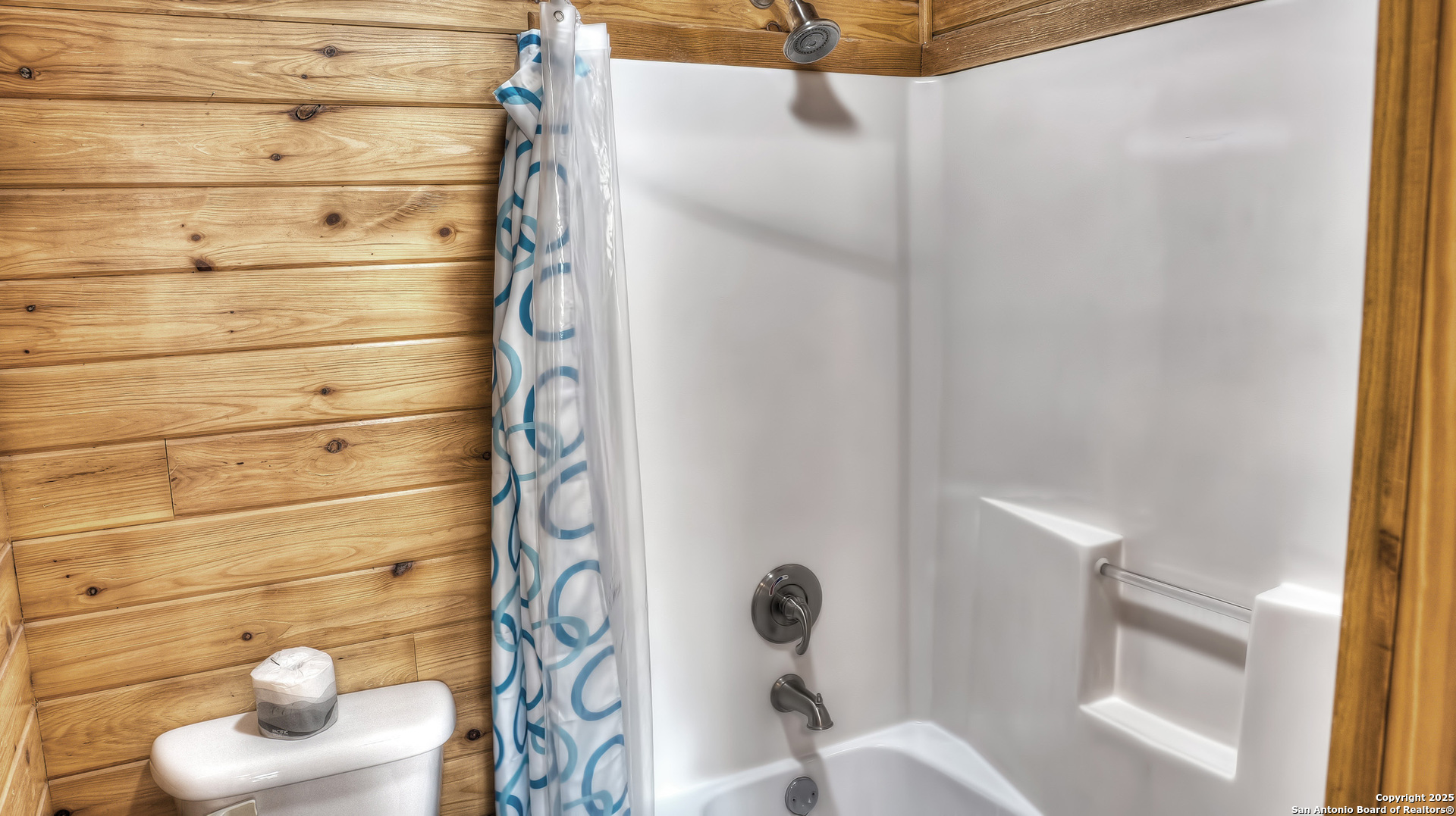 90 Johnny Seibert Lane Leakey TX 78873