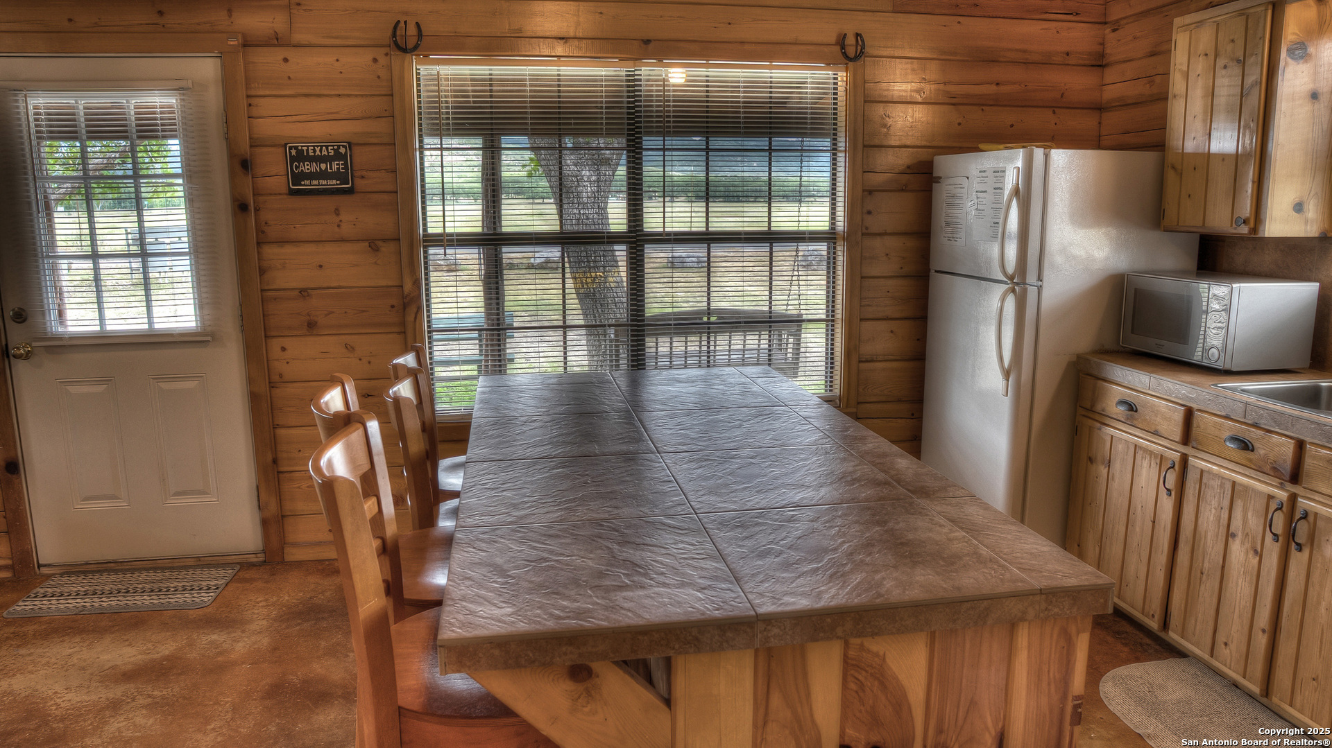 90 Johnny Seibert Lane Leakey TX 78873