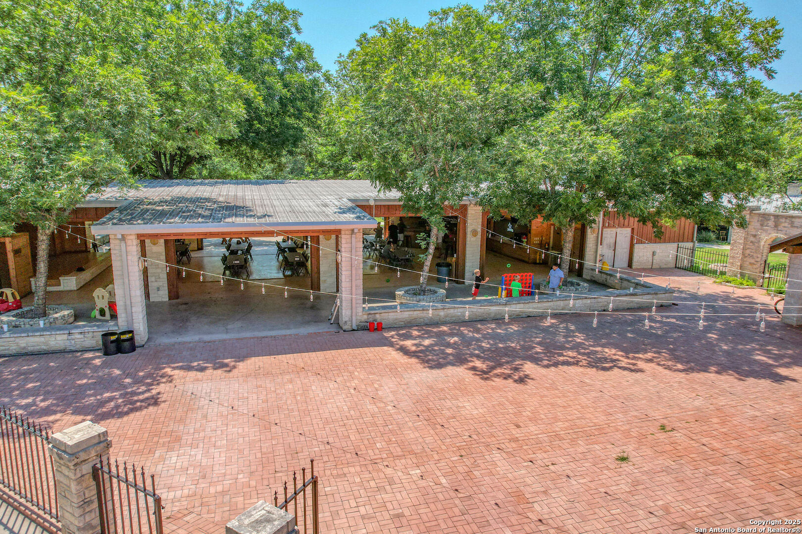 90 Johnny Seibert Lane Leakey TX 78873