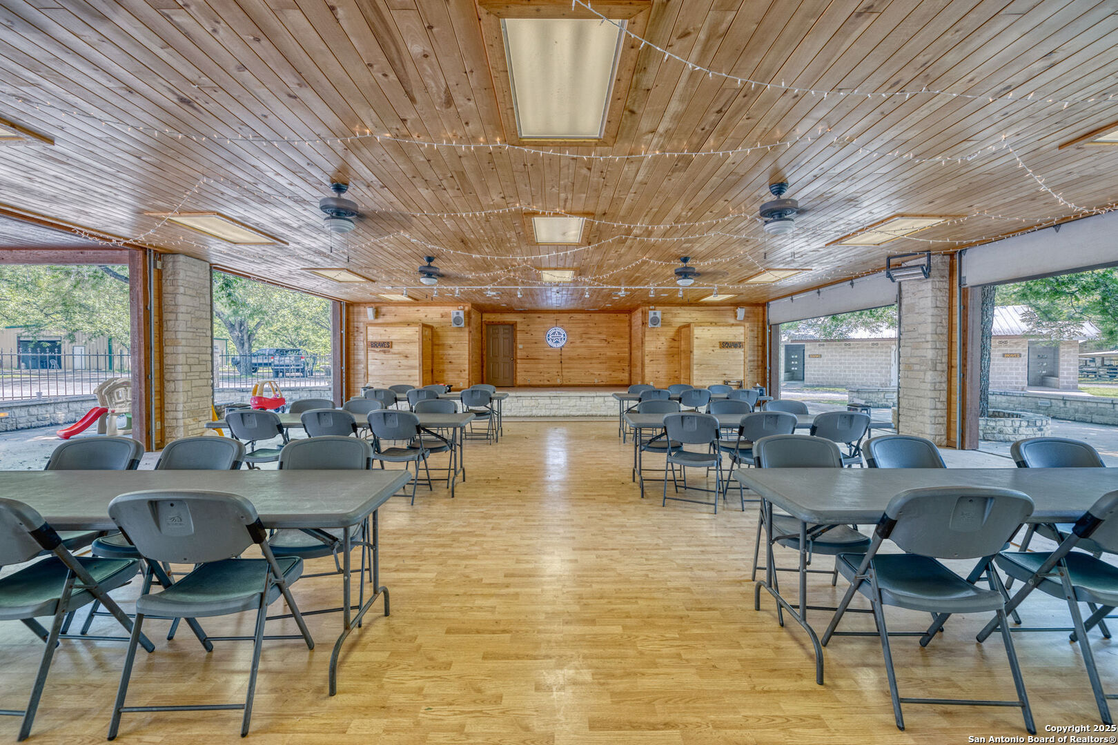 90 Johnny Seibert Lane Leakey TX 78873