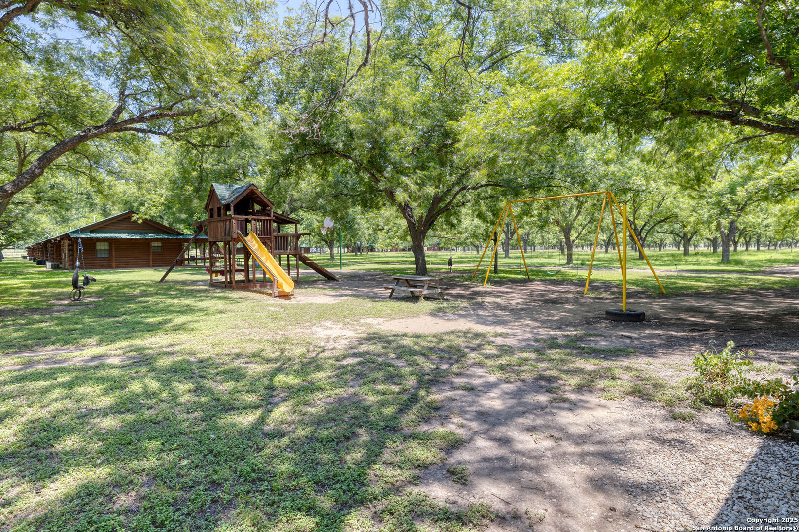 90 Johnny Seibert Lane Leakey TX 78873