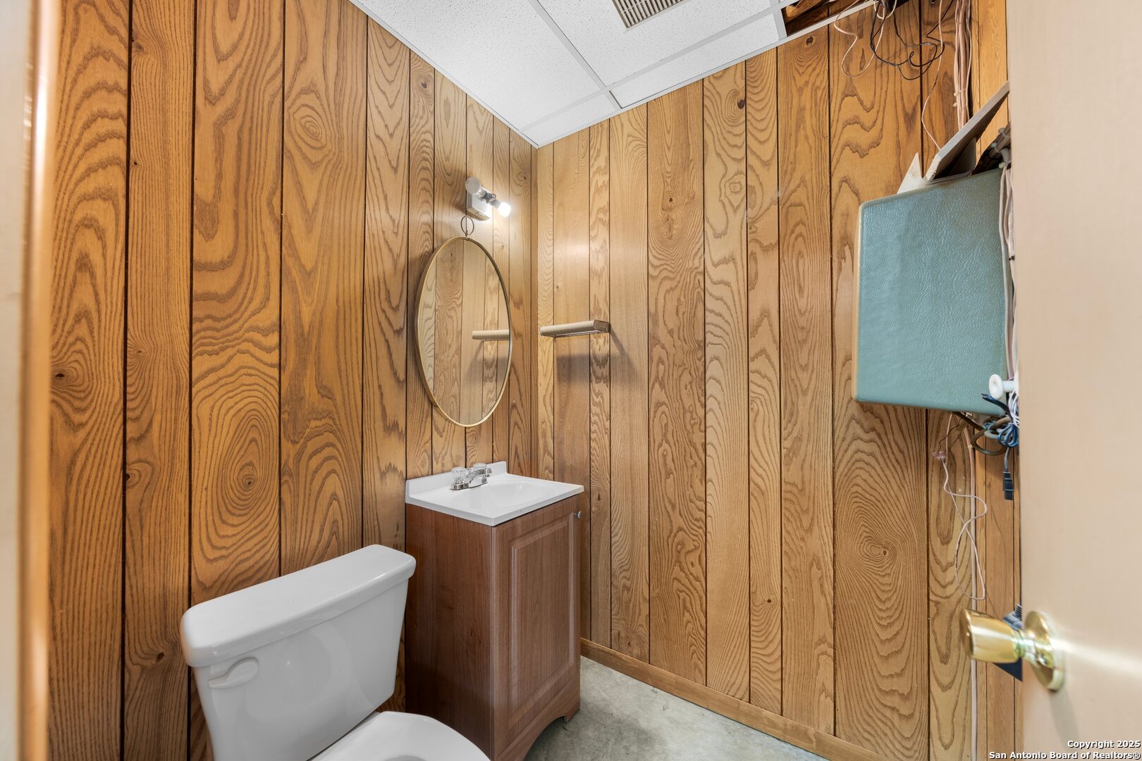 2211-2 Bandera Highway Kerrville TX 78028