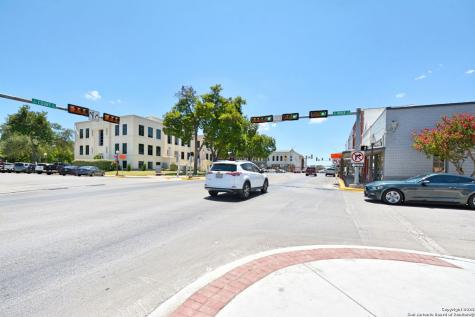 200 E Court Street Seguin TX 78155