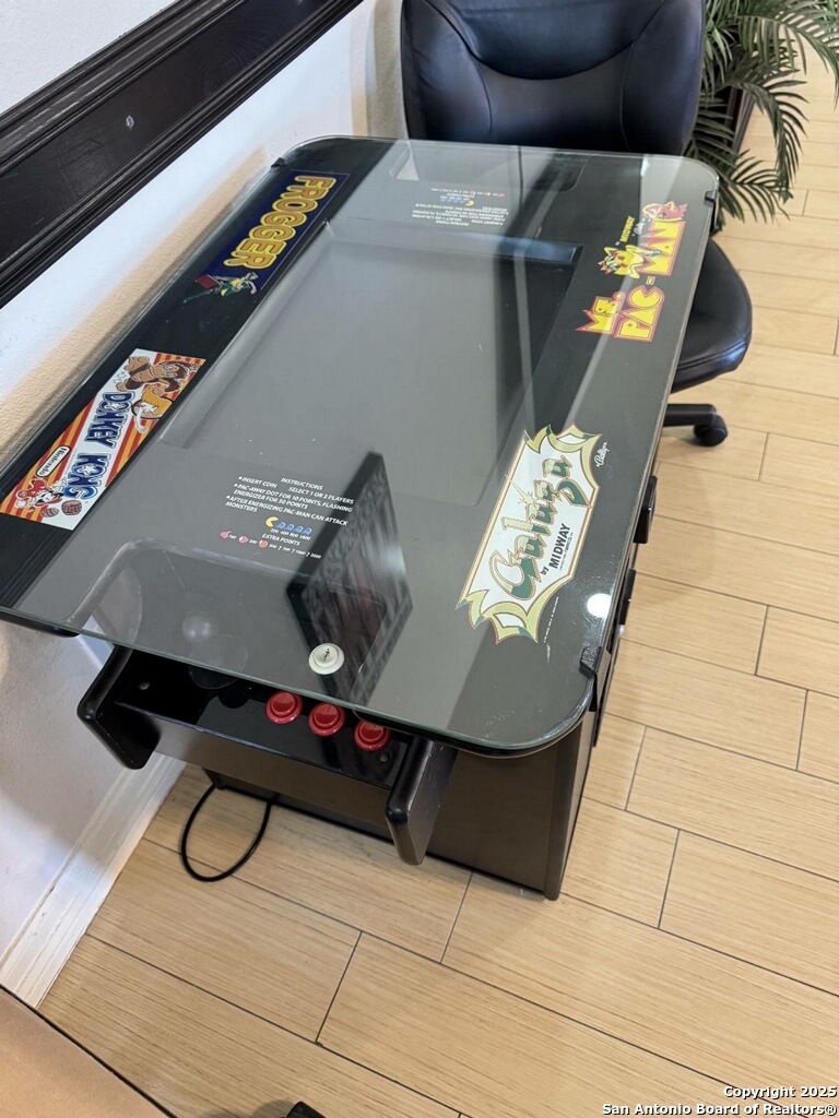 113 American Drive Cotulla TX 78014