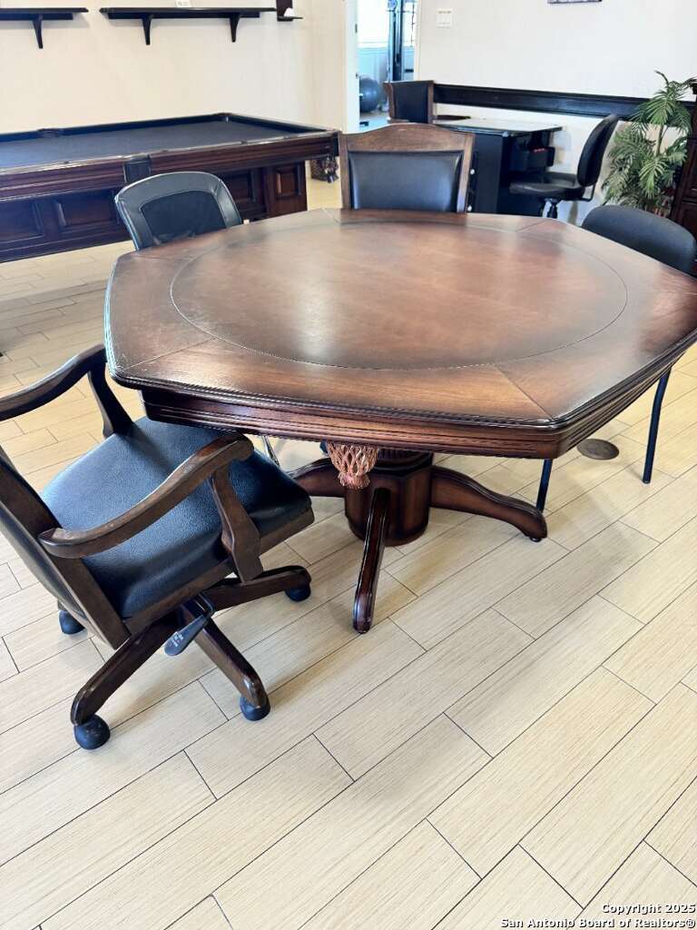 113 American Drive Cotulla TX 78014