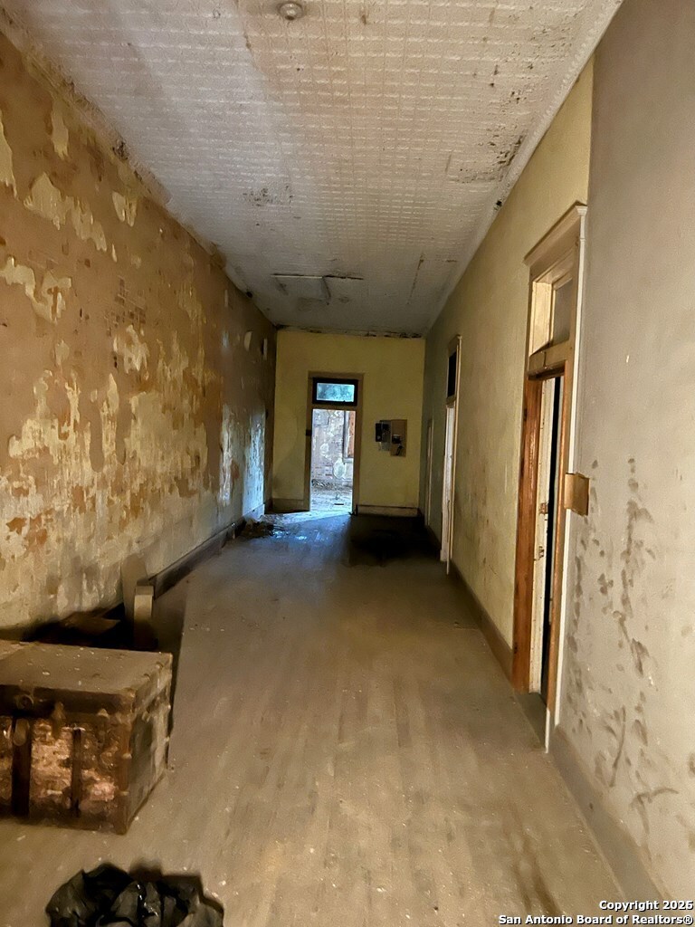 212 N Washington Beeville TX 78102