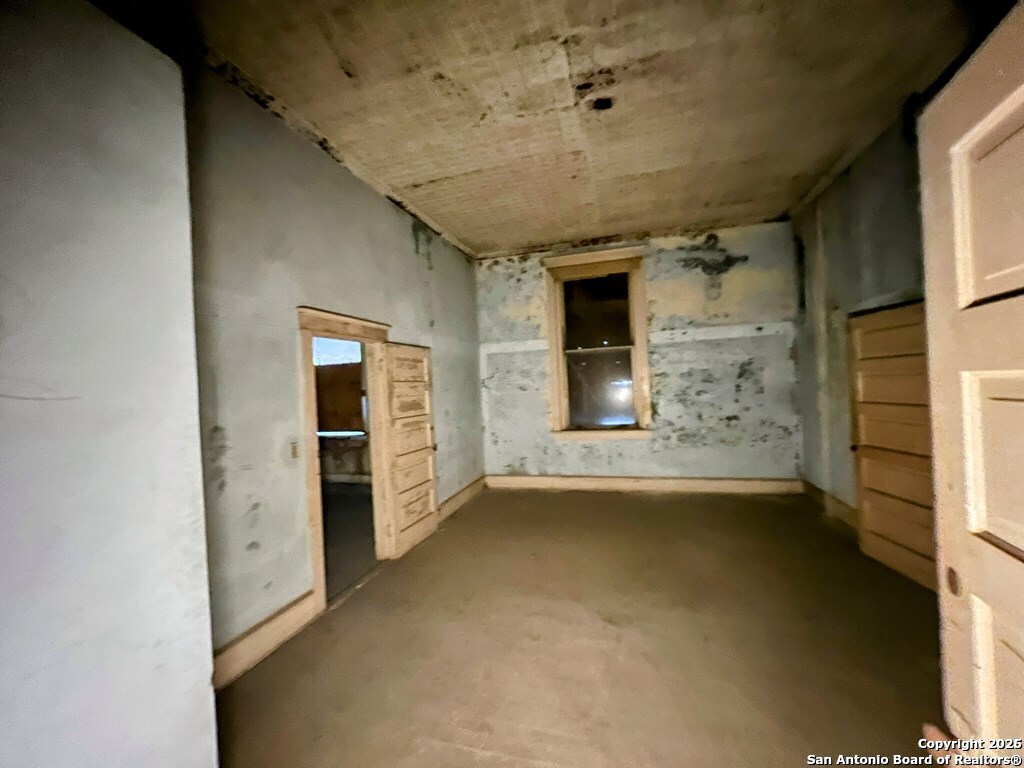 212 N Washington Beeville TX 78102