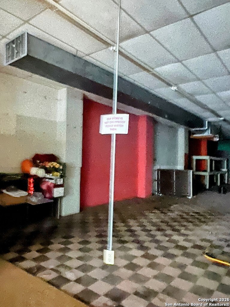 212 N Washington Beeville TX 78102