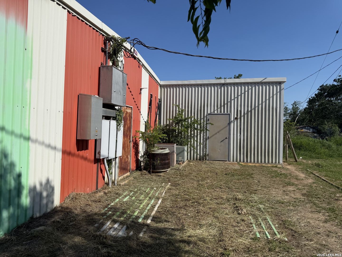 201 W 2nd Avenue Nixon TX 78140